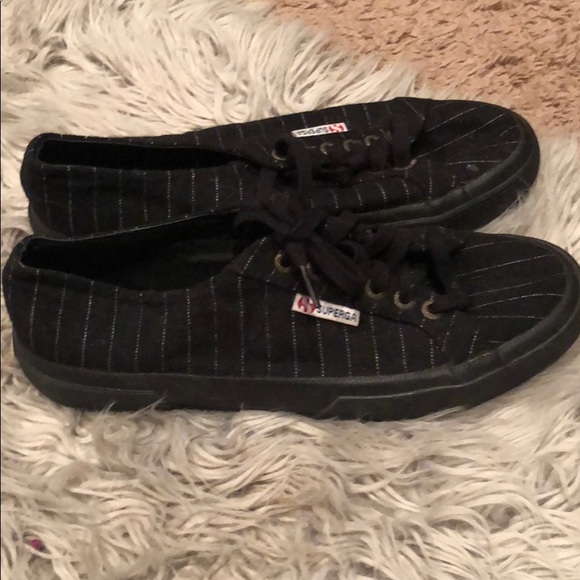 Superga - Picture 2 of 3